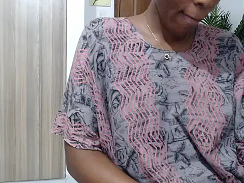 black___ghodess Chat XXX in diretta