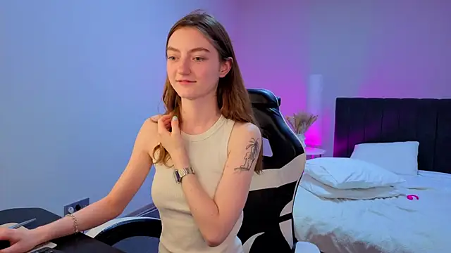 Valenora1 Chat XXX in diretta