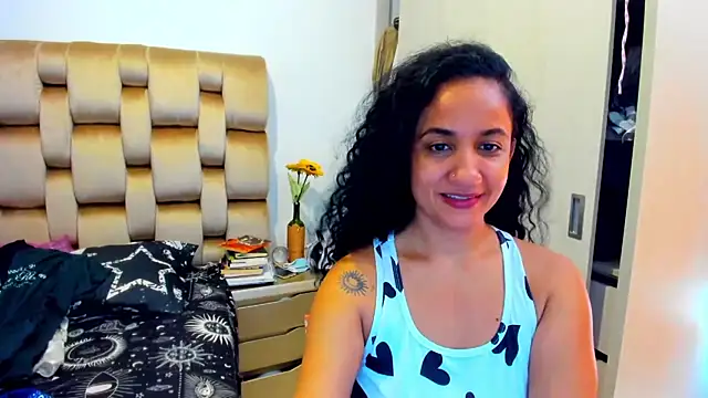 alaskmiller1 Adlı Modelin Canlı XXX Sohbeti