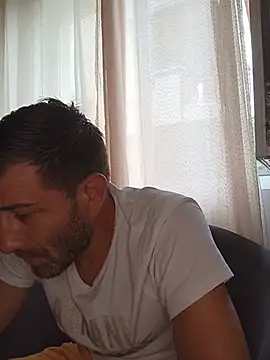 Alexdaniel89のライブXXXチャット