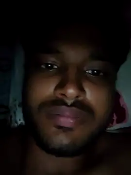 Show modela Tamilan_fucks na web-kameri
