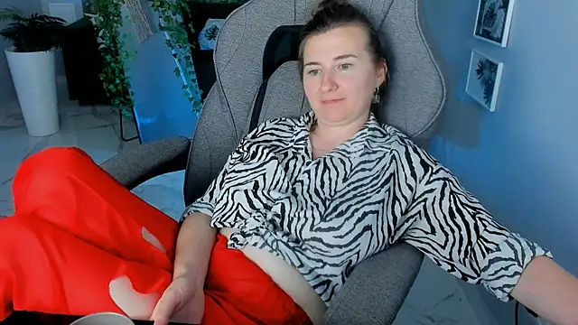Golden_Dragon Live XXX-Chat