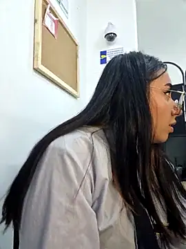 Angela__05 现场XXX聊天