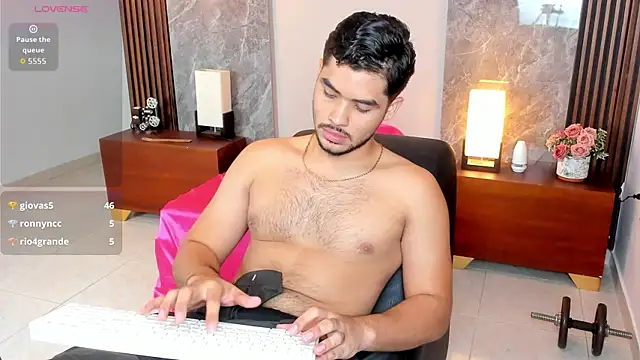 แชท XXX สดของ luciano_vitale