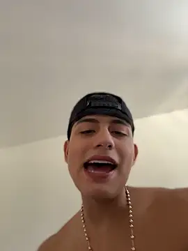 Chatroom XXX en direct de Lander_Cruz