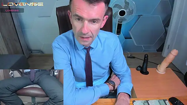 SteveTiger Chat XXX live