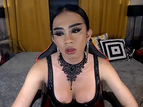 VeshtidaTS Adlı Modelin Canlı XXX Sohbeti
