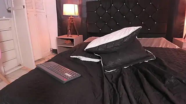 Chat XXX ao vivo de YasiryCoper