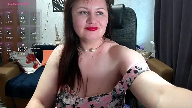 Nikki_March Live XXX Chat