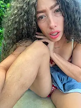 roxyrougee – Naživo XXX chat