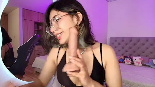 Alejaa_storm Chat XXX in diretta