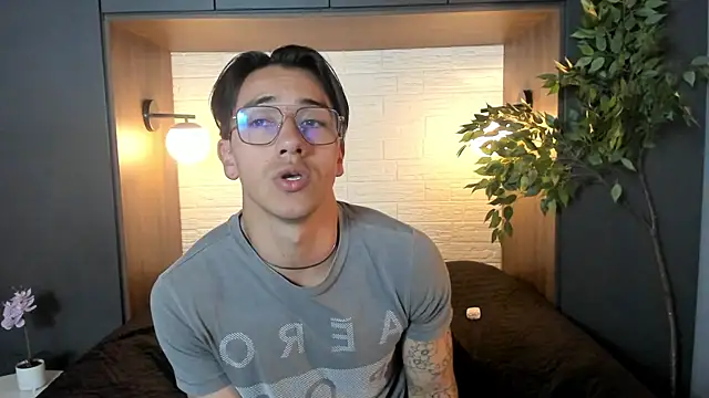 Andy_Joy_ 即時 XXX 聊天
