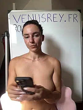 venusrey_'s Live XXX Chat