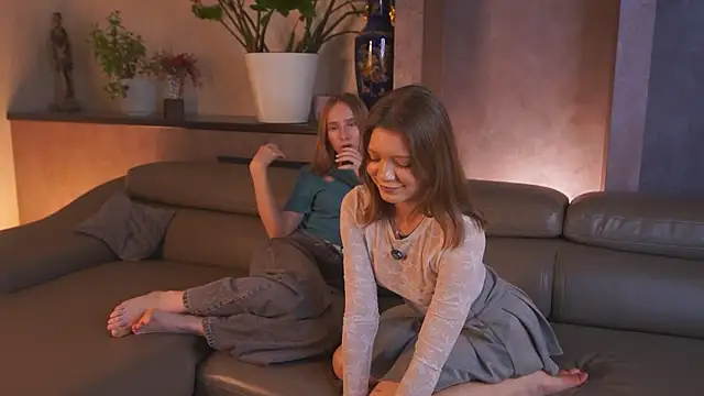 HelaineLube Live XXX Chat