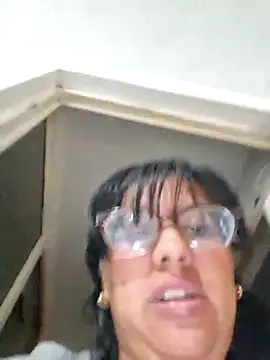 ZaidaWet's Live XXX Chat