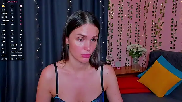cross_the_line Adlı Modelin Canlı XXX Sohbeti