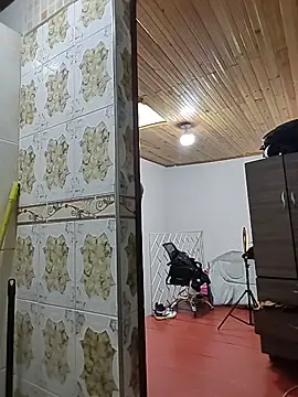 AlexxiaaMat 即時 XXX 聊天