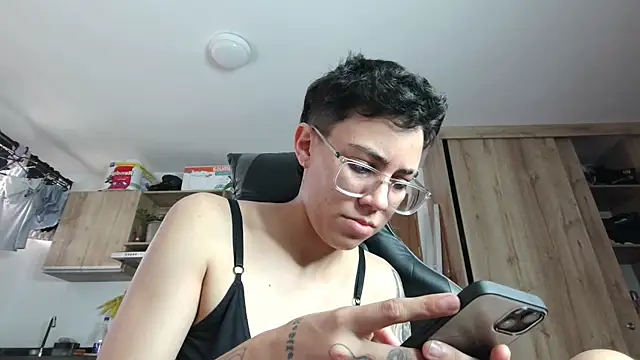 Cutie_Shy_のライブXXXチャット