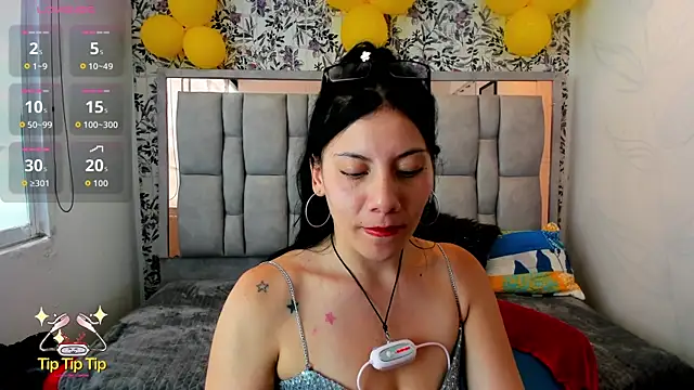 Abril_Fox__ – Live XXX-chat