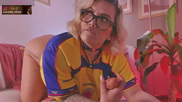 Czat XXX na żywo – SalomeStorm_
