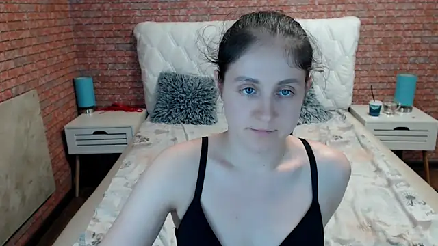 Holliy_Cooper's Live XXX Chat