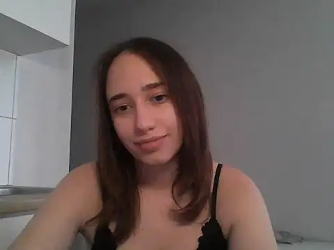 Show modela DarkMirel na web-kameri