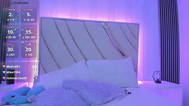 rebeca_brown_ élő XXX-chatje
