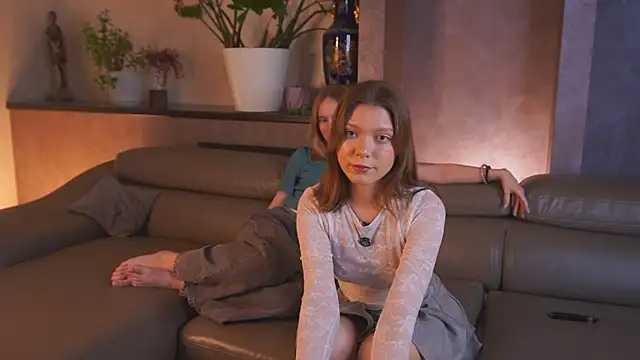 HelaineLube's Live XXX Chat
