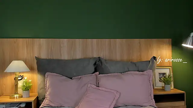 ariana_rosse__'s Live XXX Chat