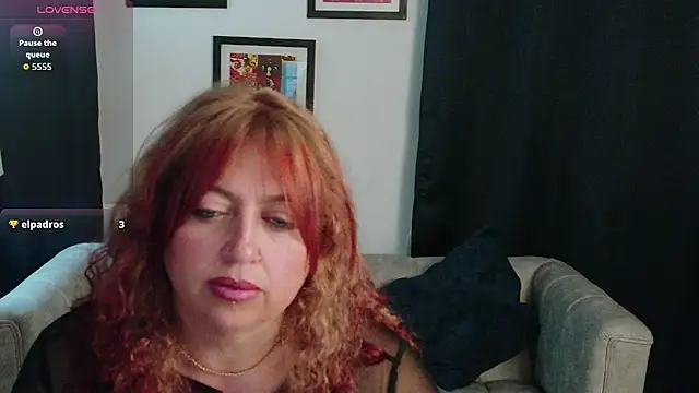 Chatroom XXX en direct de MilfArlet