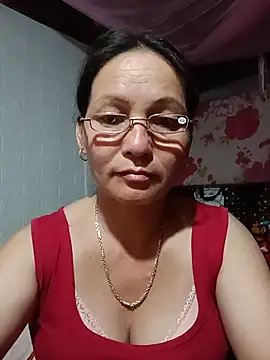 Chat XXX en directo de Cucci07