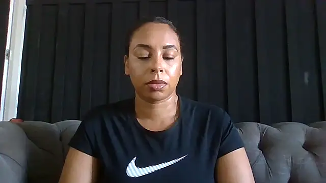 Czat XXX na żywo – BigBootyJaydaxo