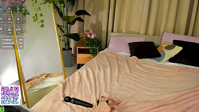 Ella_Fex Adlı Modelin Canlı XXX Sohbeti