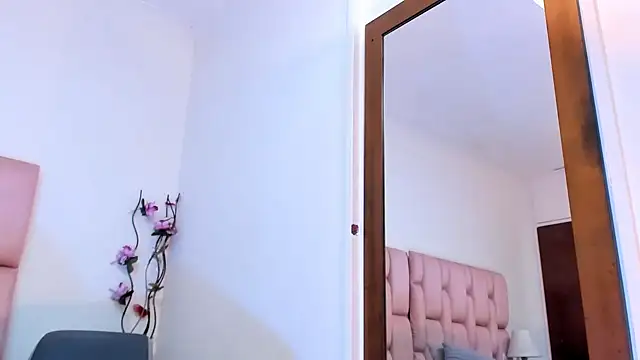 kamii_arias XXX чат на живо