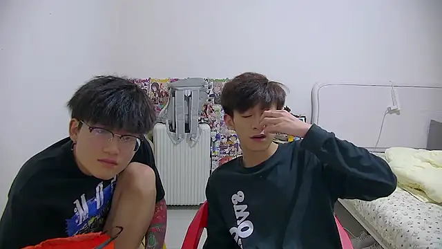 paofu-001's Live XXX Chat