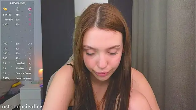 AliceSpark élő XXX-chatje