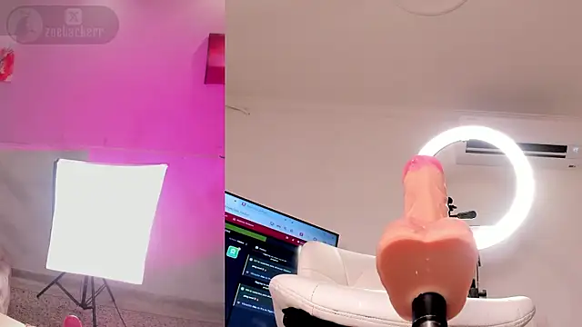 zoe_backer's Live XXX Chat