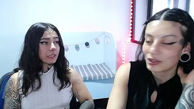 _onthary_6's Live XXX Chat