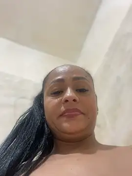 sofia_xxx02 élő XXX-chatje