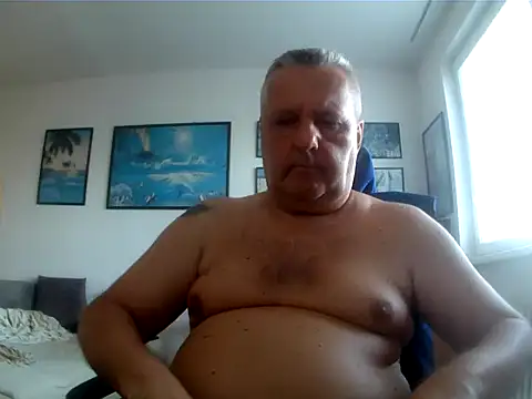 Czat XXX na żywo – Robert_SK1
