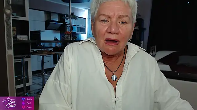 צ'אט XXX בשידור חי של roxana_brooks