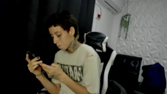Chat XXX ao vivo de lunallena_17