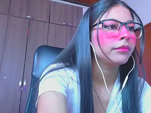 _ALLYSON18_ – Live XXX-chat