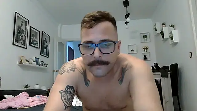 yanick931's Live XXX Chat