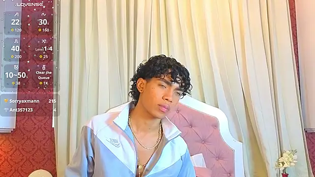 XXX chat uživo modela AlanCutee