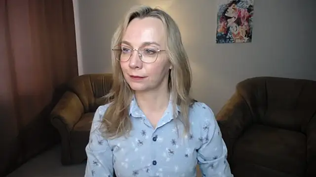 Ava_Elior: онлайн-секс-чат