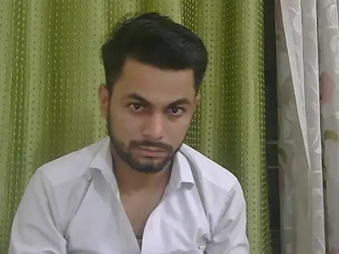 Онлайн чат XXX Stubborndesiboy