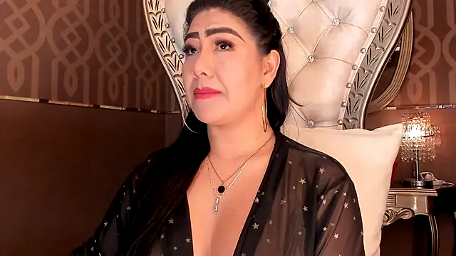 Amanda_Ferrer_ Adlı Modelin Canlı XXX Sohbeti