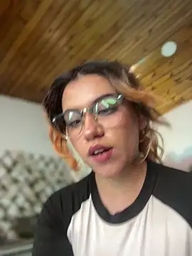 NikkiNix 라이브 XXX 채팅