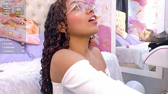 Chat +18 de angeline_scot ao vivo
